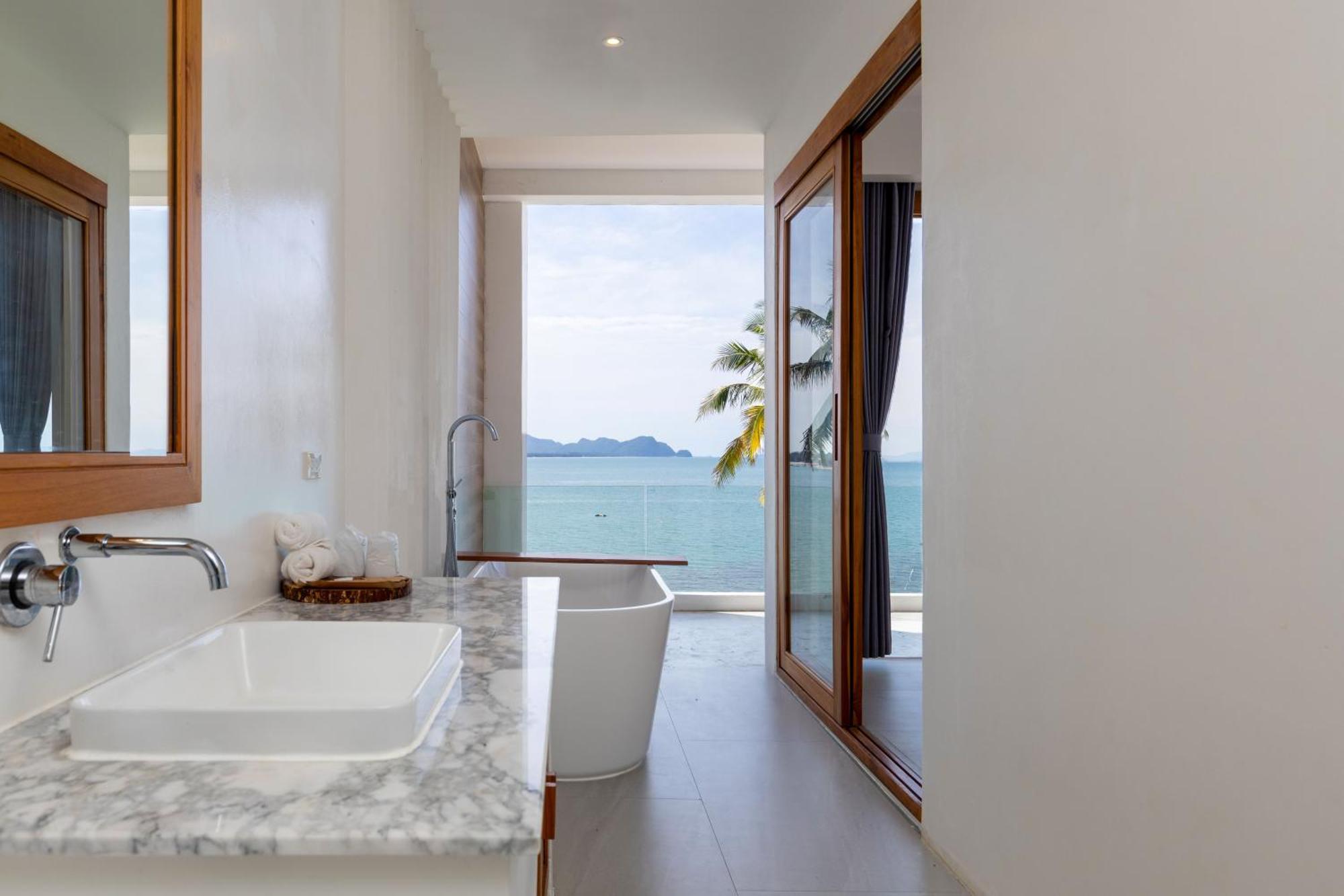 X-Sea Khanom Harbor Bay Resort Ngoại thất bức ảnh